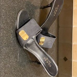 Super classy Gucci heeled sandals ... size 10B